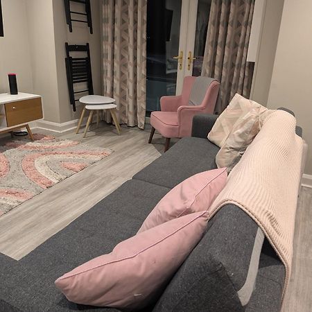 In The Heart Of Portrush - Beautiful Views Apartman Kültér fotó