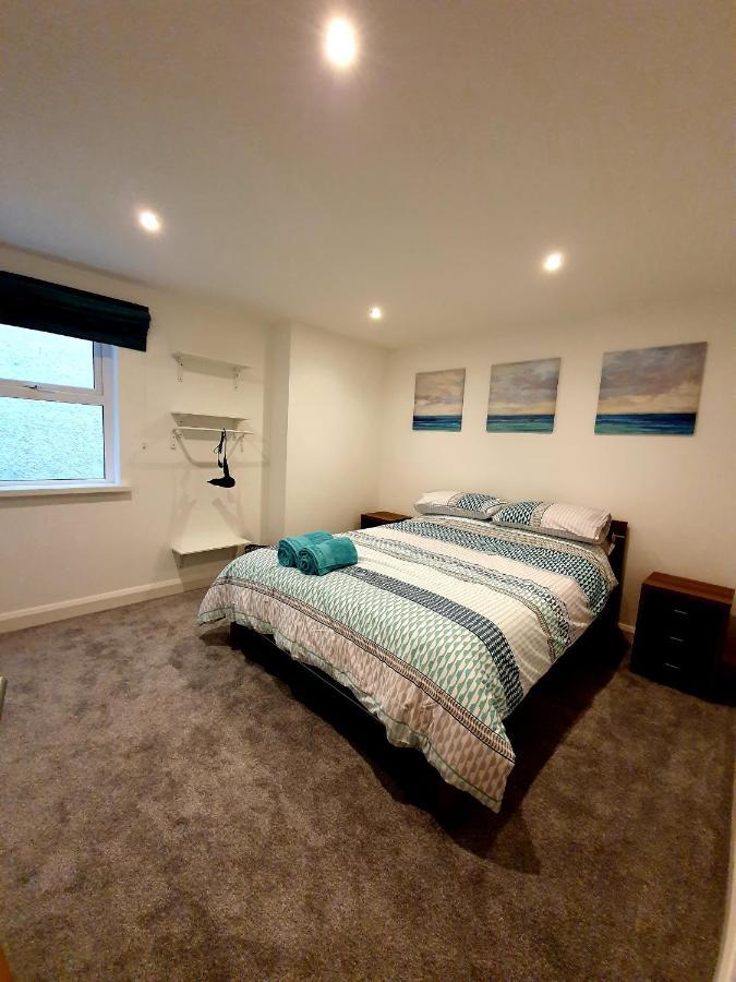 In The Heart Of Portrush - Beautiful Views Apartman Kültér fotó